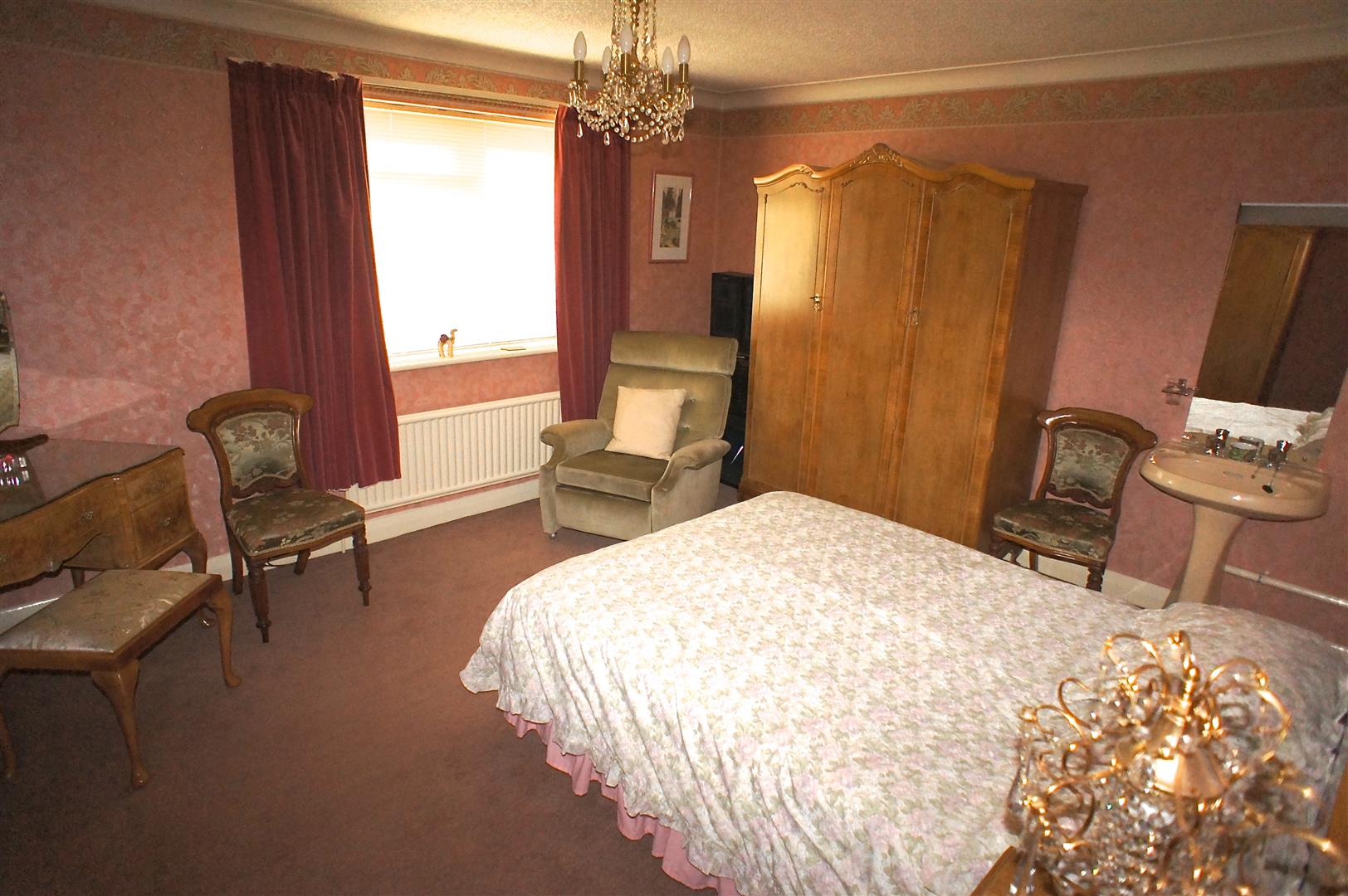 Bedroom 3 - right middle